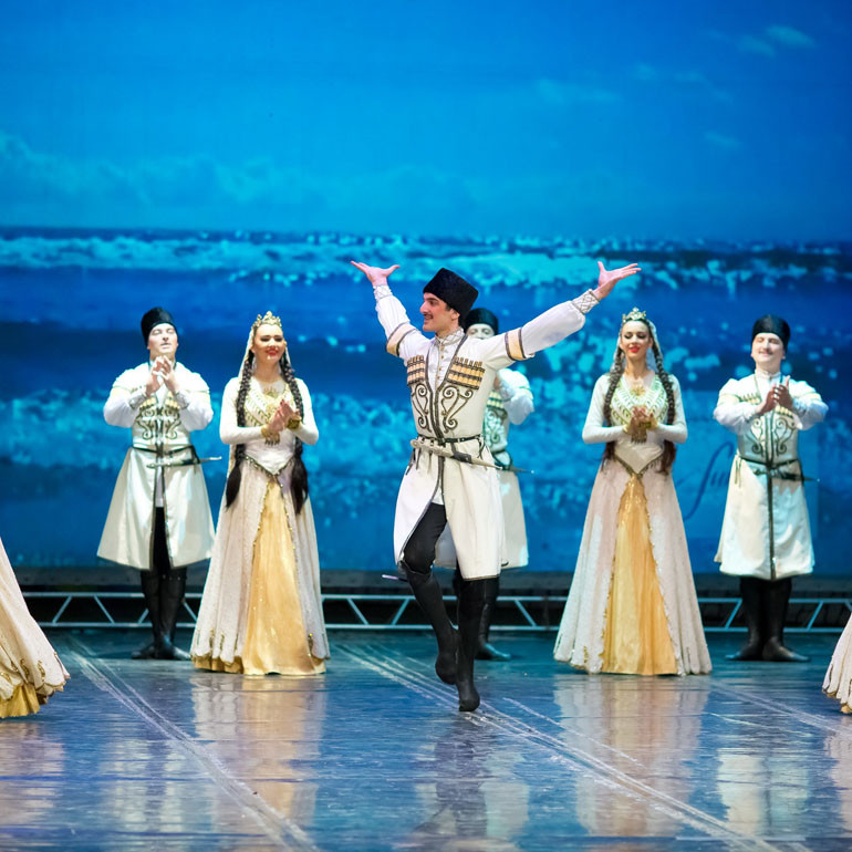 LEZGINKA - Russian national dance show